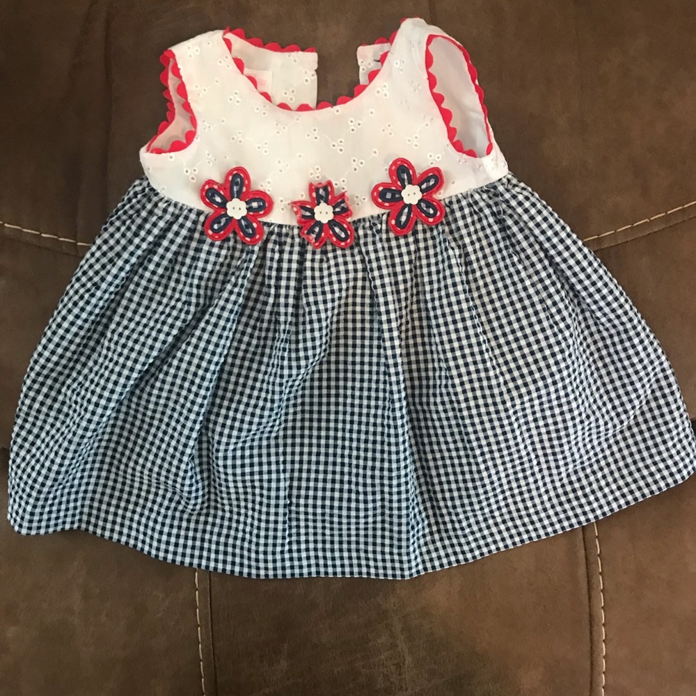 3-6 month girl dress.